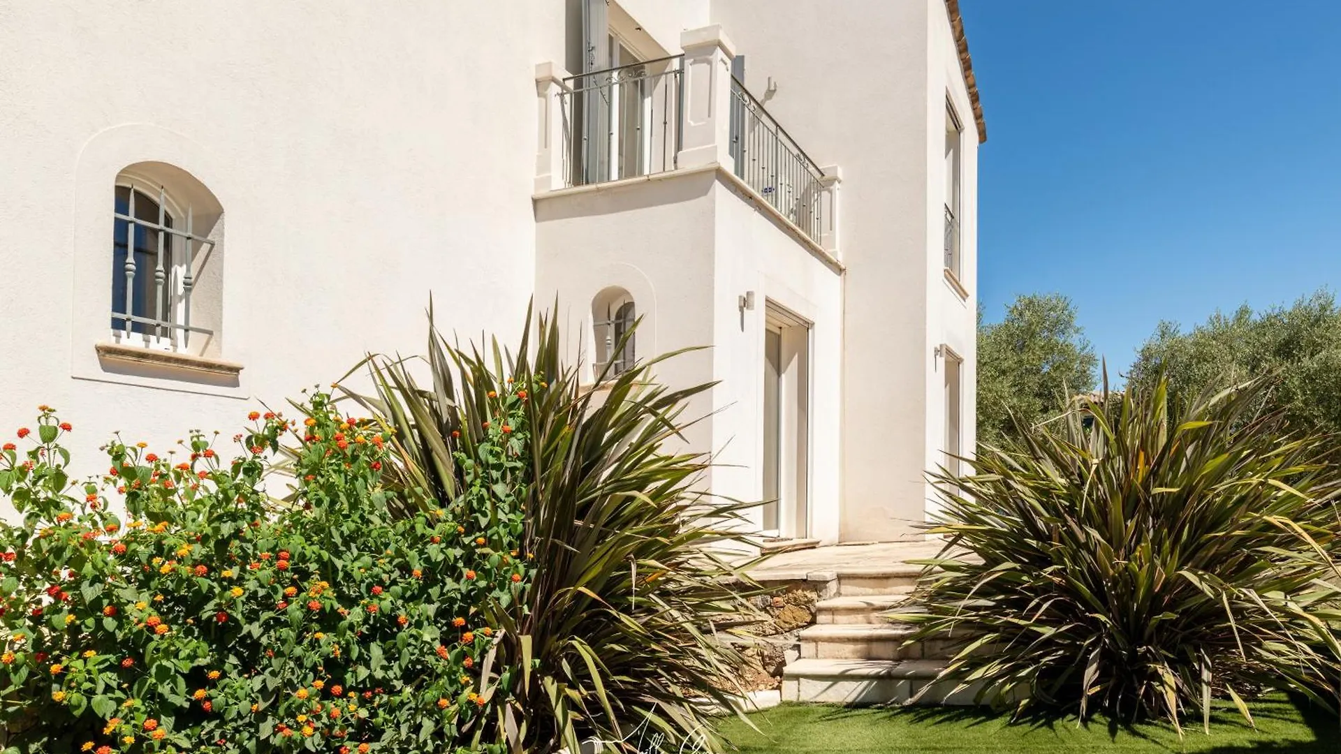 Villa Des Chardonnerets Mougins