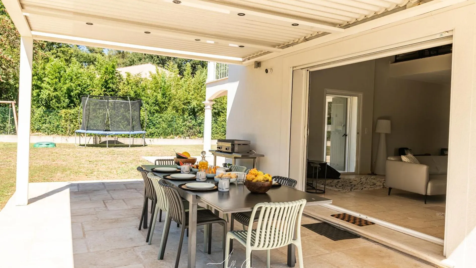 Villa Des Chardonnerets Mougins 0*,  France